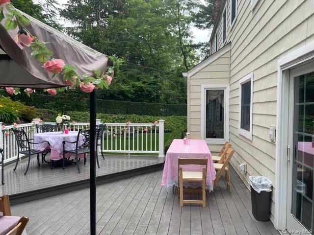 145 Shore Road Manhasset, NY 11030 - Photo 17 of 23 a view of a chairs and table in the balcony