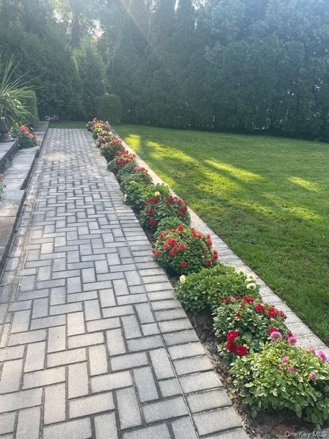 145 Shore Road Manhasset, NY 11030 - Photo 21 of 23 a view of a backyard