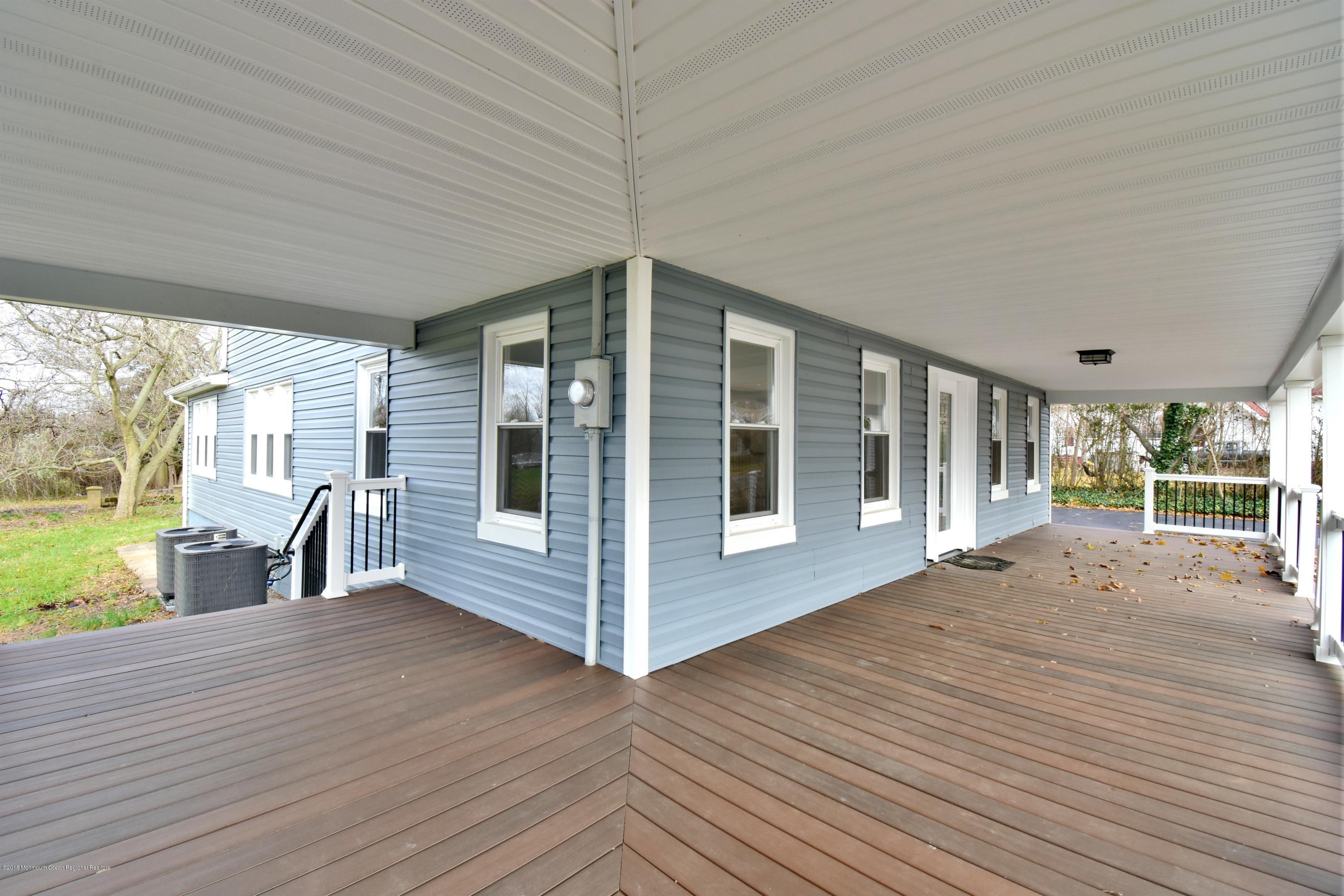 166 Burlington Path Road Cream Ridge, NJ 08514 - Photo 2 of 22 Wrap Around Porch