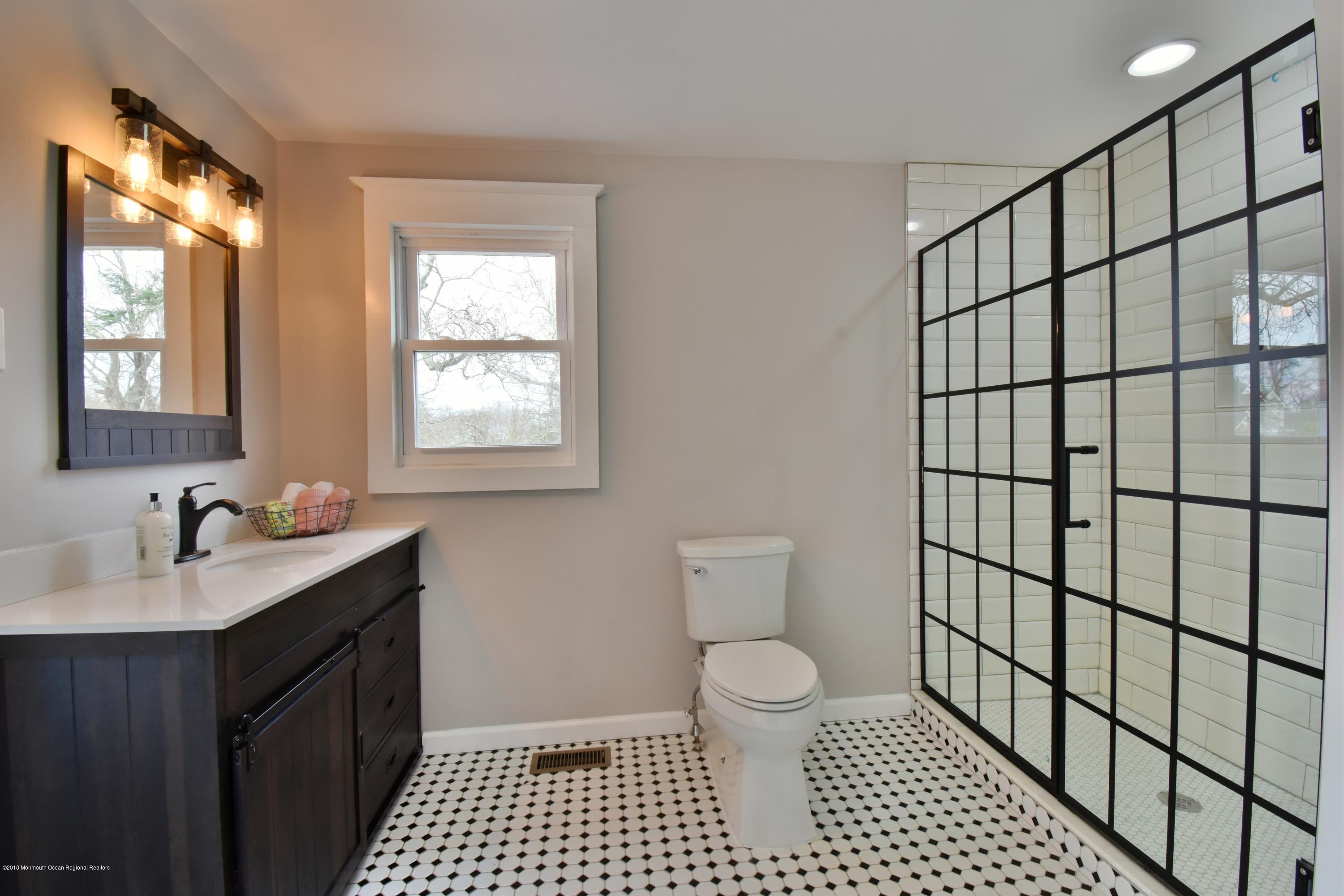 166 Burlington Path Road Cream Ridge, NJ 08514 - Photo 11 of 22 Bathroom