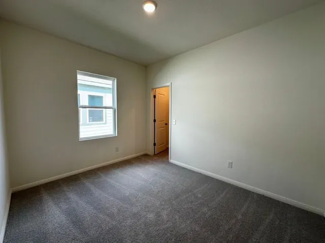 $2,000 | 16116 Viburnum Drive, Austin, TX 78725