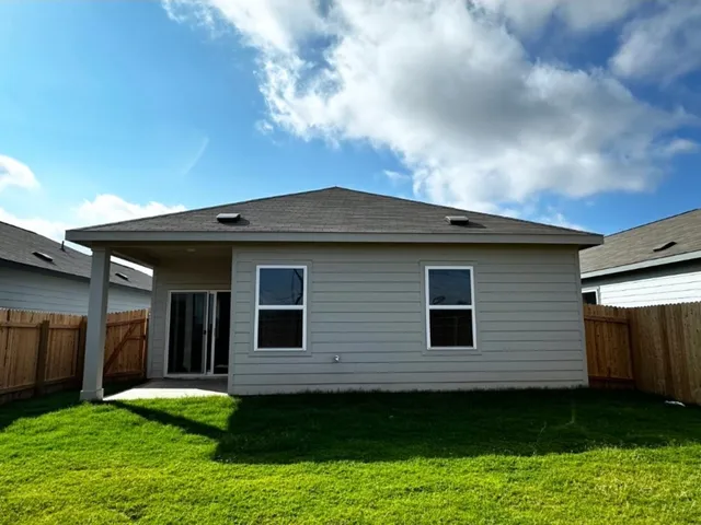 $2,000 | 16116 Viburnum Drive, Austin, TX 78725