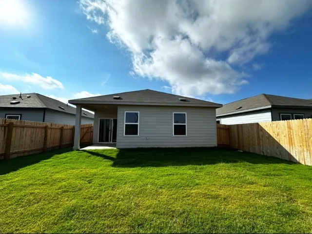 $2,000 | 16116 Viburnum Drive, Austin, TX 78725