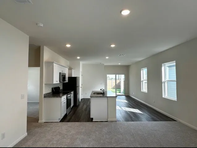 $2,000 | 16116 Viburnum Drive, Austin, TX 78725