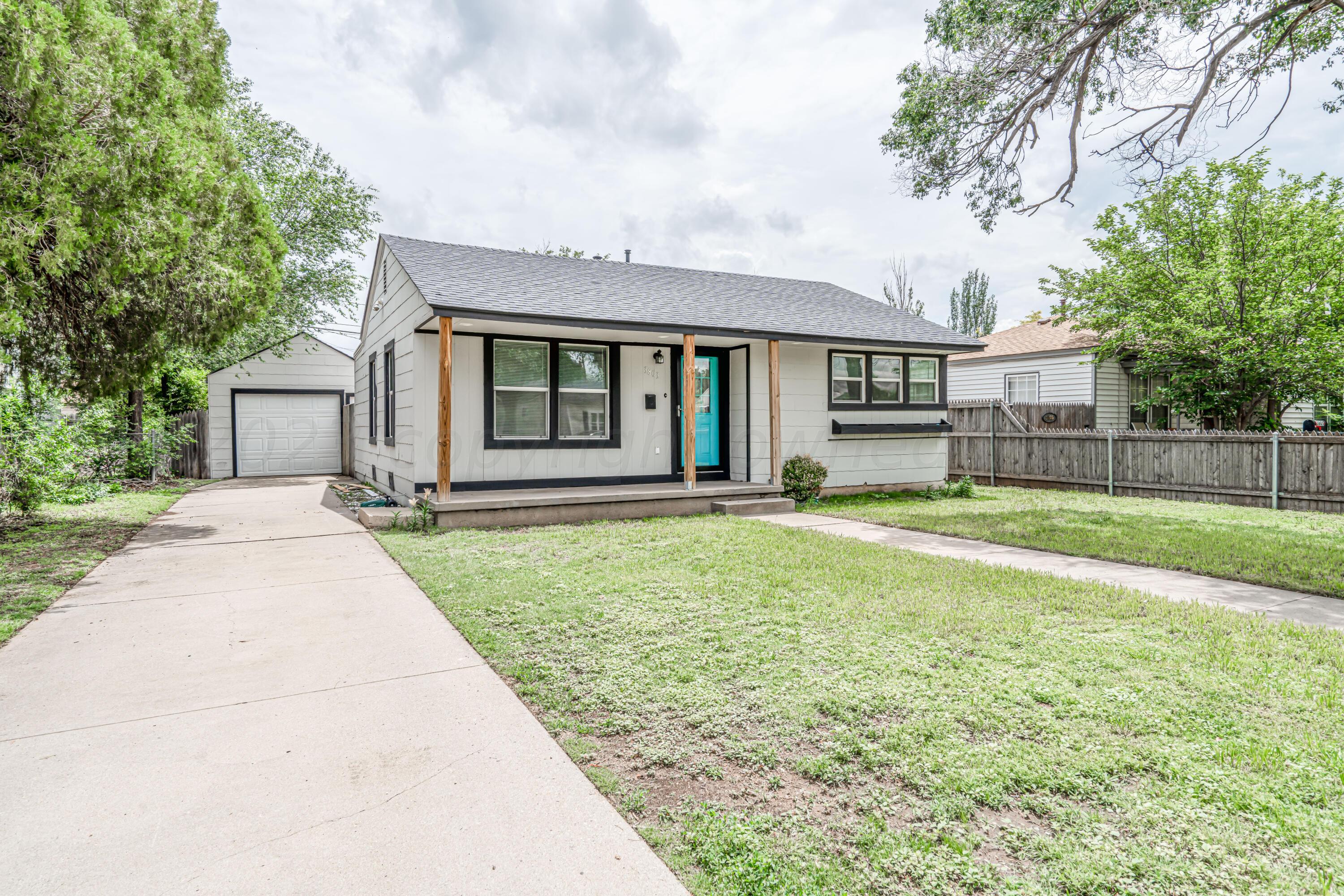 3803 South Jackson Street Amarillo, TX 79110 - Photo 2 of 23 3803 S Jackson-3 DRIVEWAY