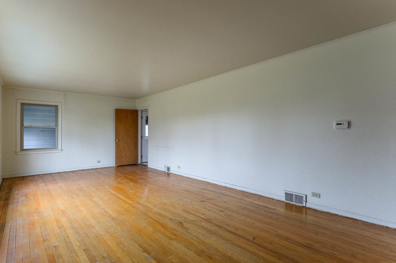 1835 Longvalley Road Glenview, IL 60025 - Photo 3 of 13