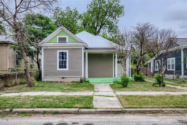 $1,700 | 517 Hicks Avenue, San Antonio, TX 78210