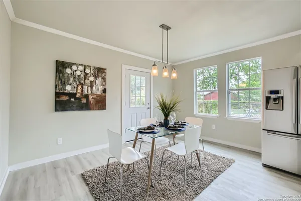 $1,700 | 517 Hicks Avenue, San Antonio, TX 78210