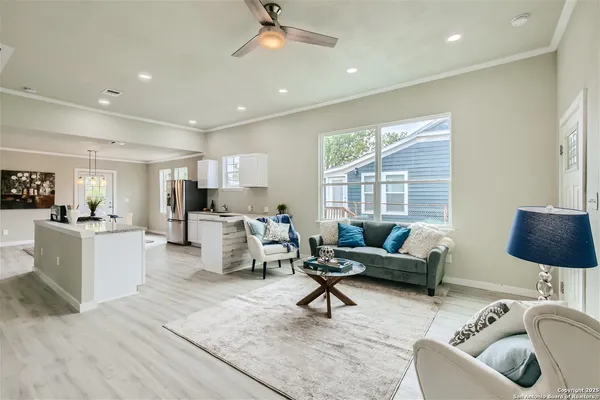 $1,700 | 517 Hicks Avenue, San Antonio, TX 78210