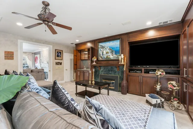 $900,000 | 2689 East Sean Avenue, Fresno, CA 93720