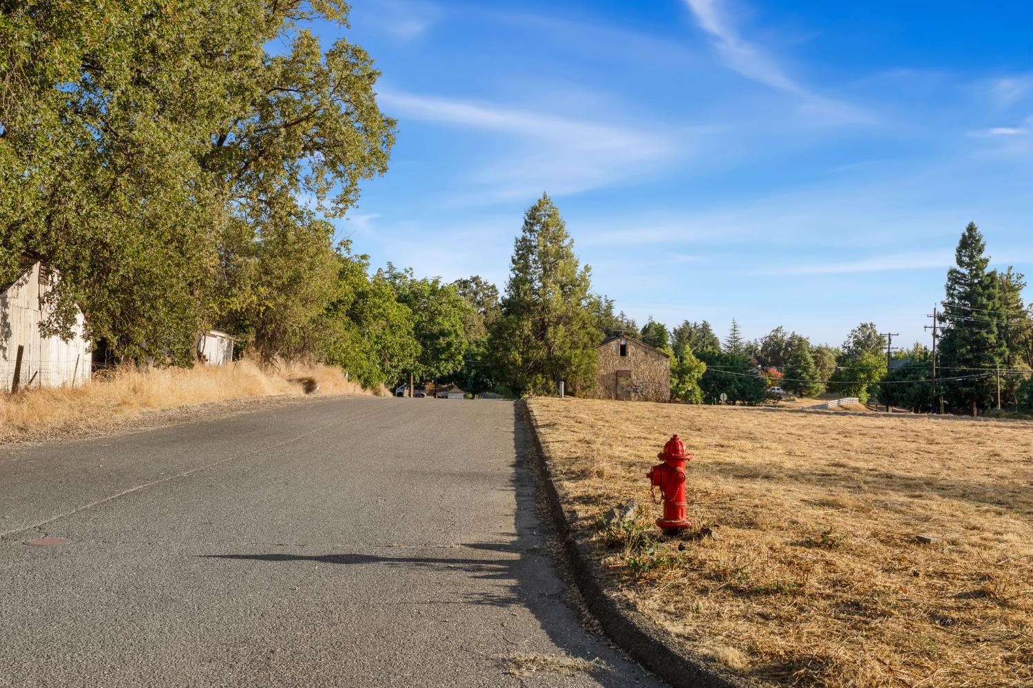 425 Pleasant Valley Road Diamond Springs, CA 95667 - Photo 2 of 19 a view of a outdoor space