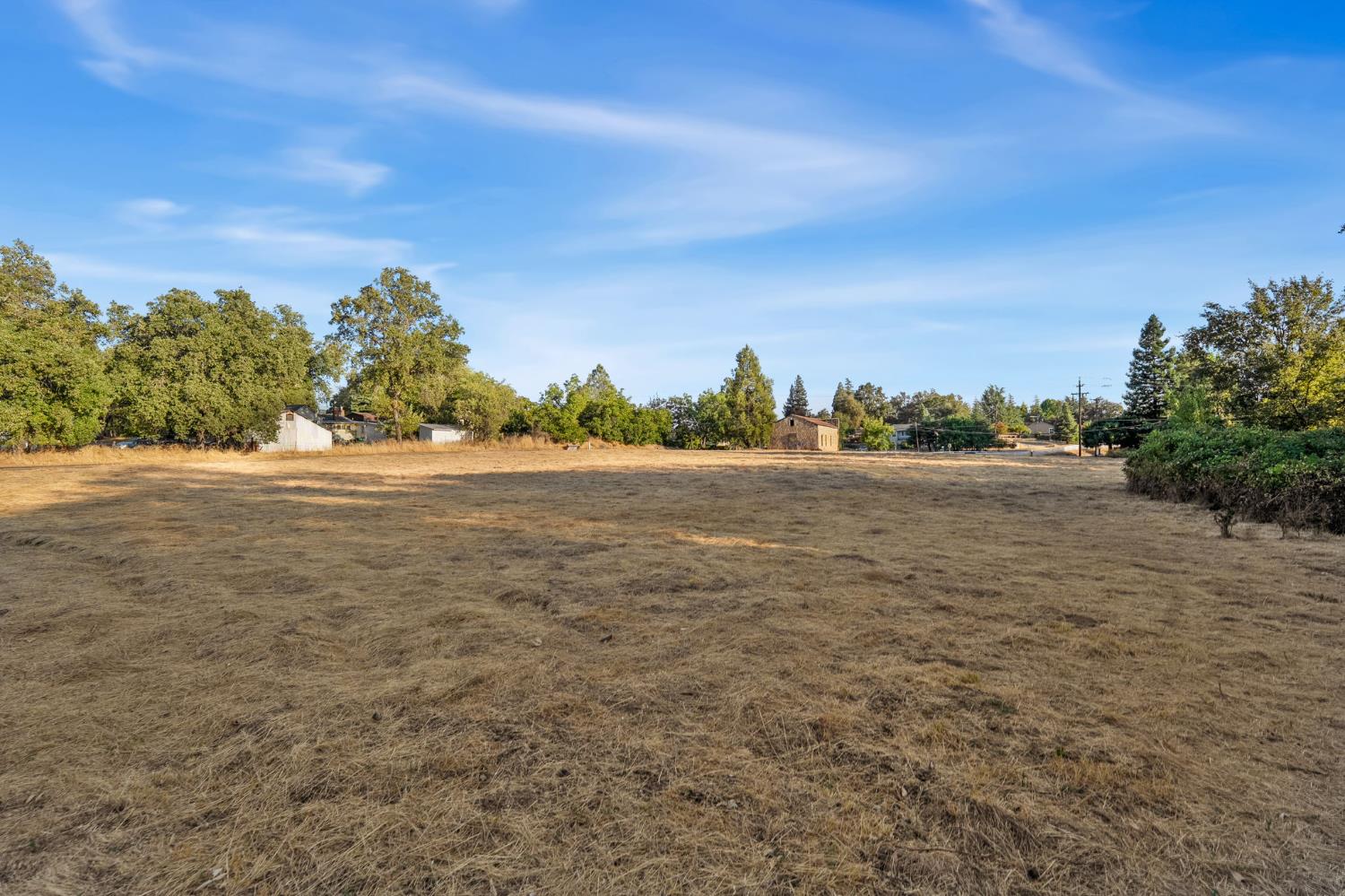 425 Pleasant Valley Road Diamond Springs, CA 95667 - Photo 3 of 19 a view of an ocean beach