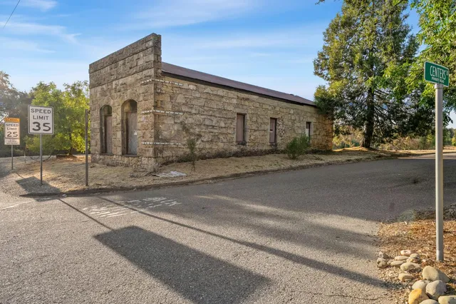 a front view of a building
