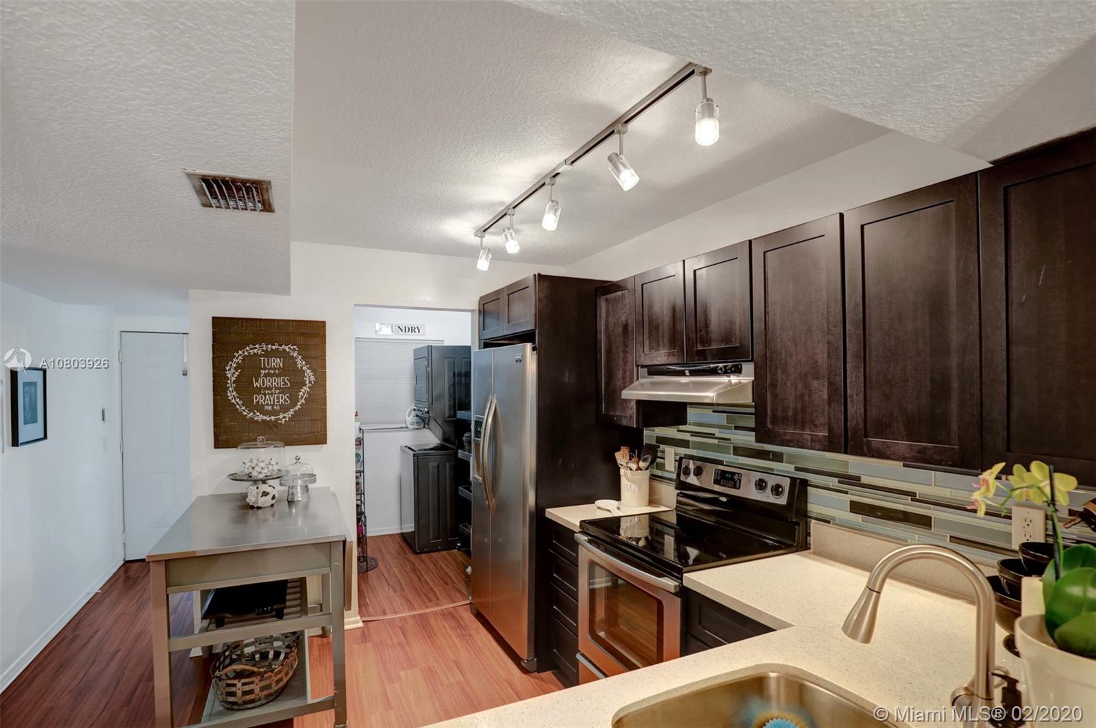 3797 Raleigh Street Hollywood, FL 33021 - Photo 9 of 30 Gallery Image 9