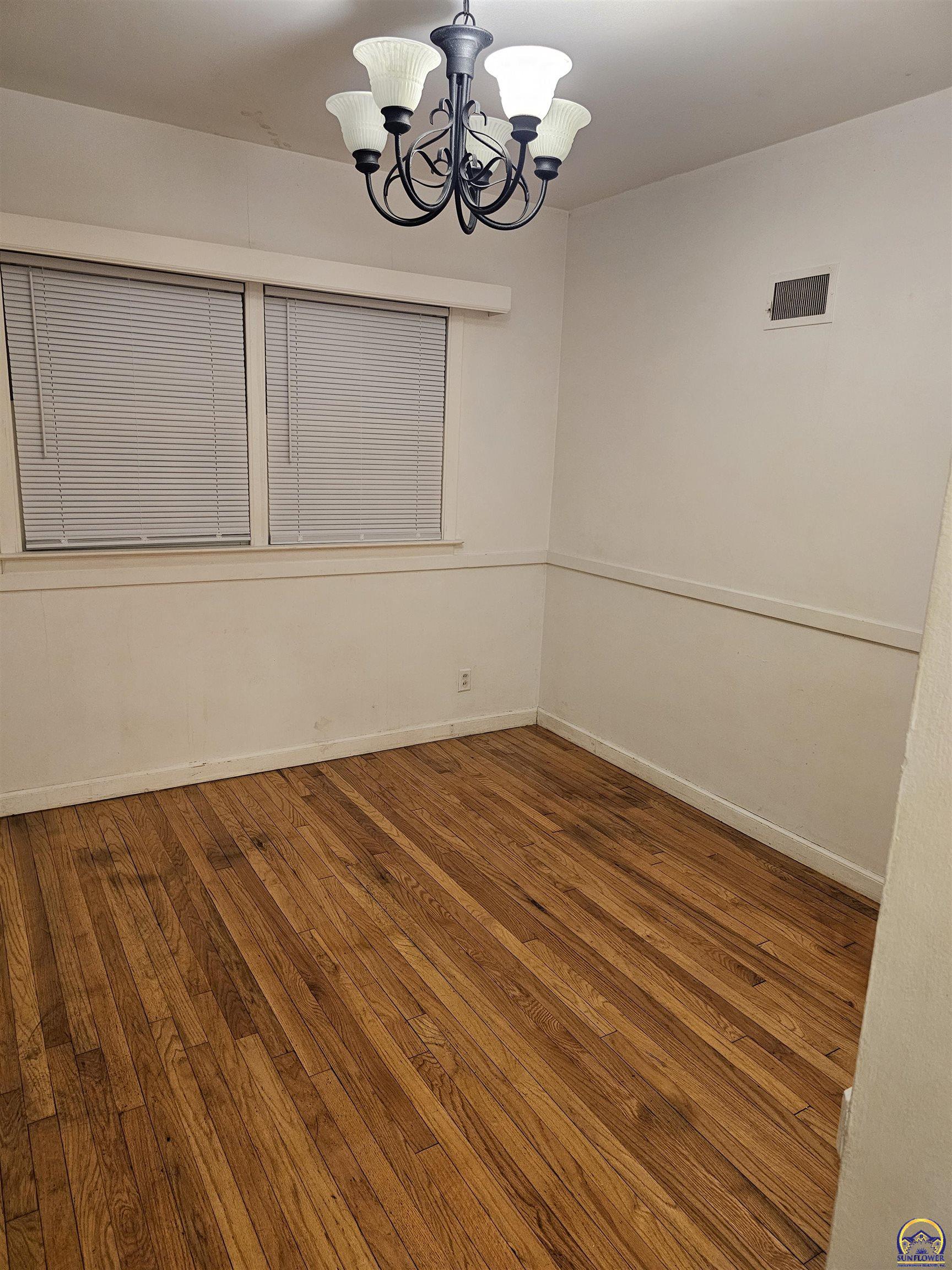 2323 Southwest Huntoon Street Topeka, KS 66604 - Photo 10 of 13