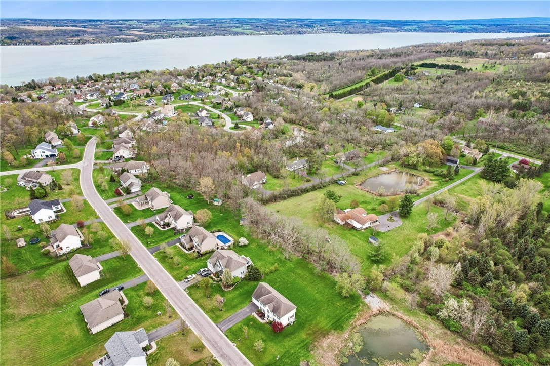 5073 West Ridge Run Canandaigua, NY 14424 - Photo 4 of 49