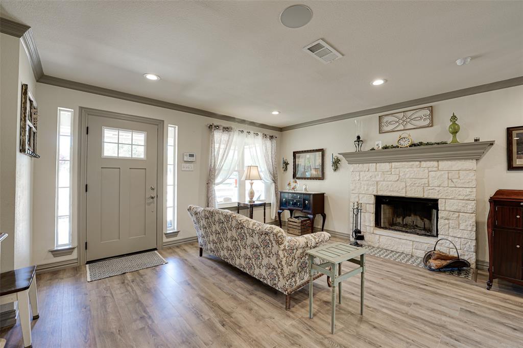 521 Bakers Branch Road Waxahachie, TX 75167 - Photo 7 of 37