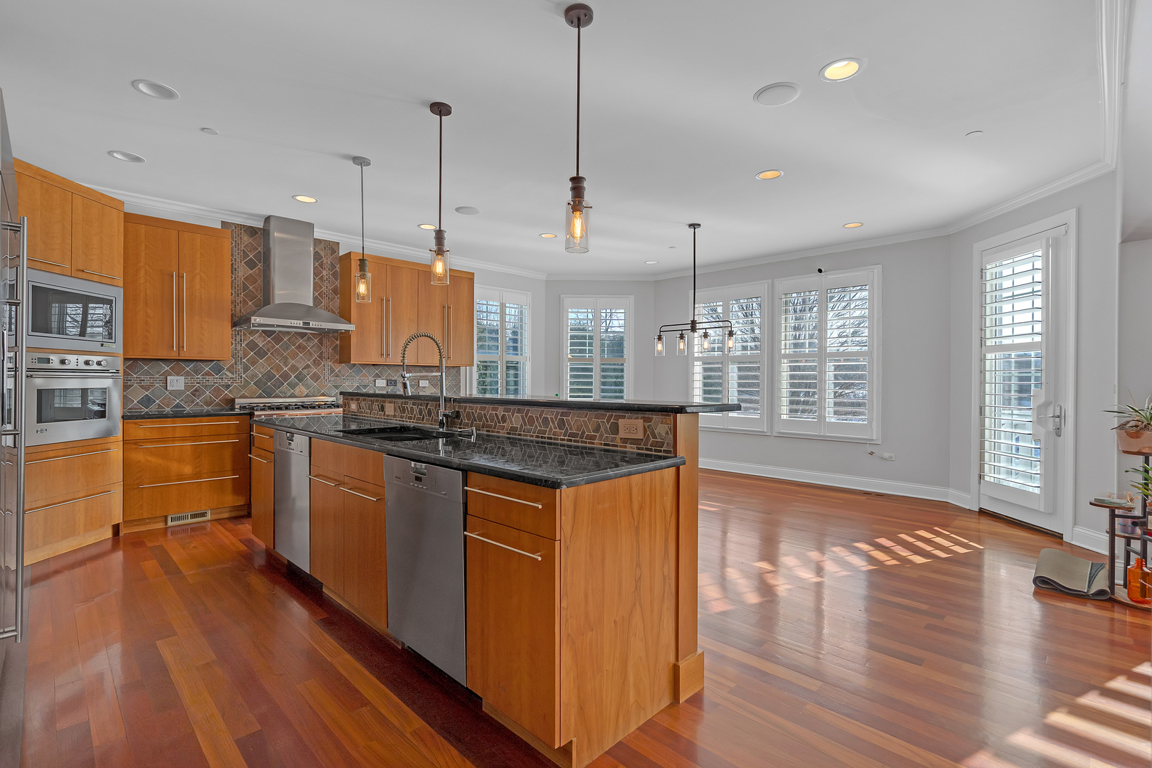 7242 Greywall Court Long Grove, IL 60060 - Photo 12 of 44