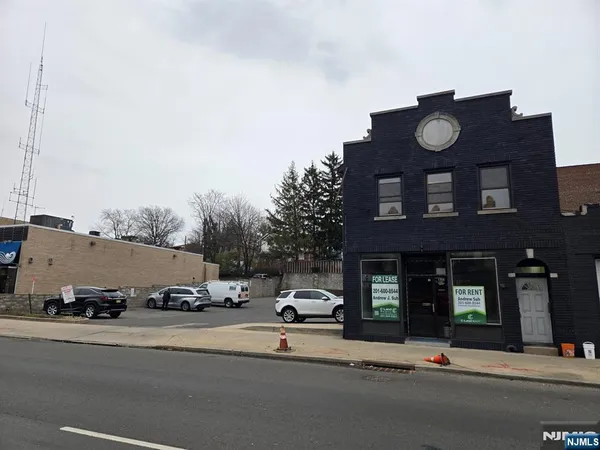 $2,600 | 508 Broad Avenue, Unit 2FL RESIDENC, Ridgefield, NJ 07657