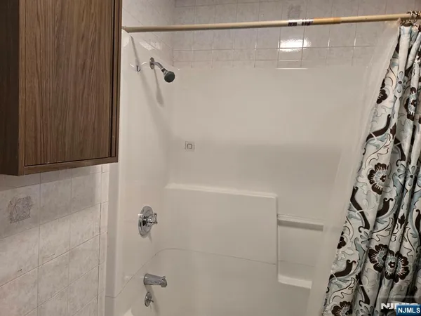 $2,600 | 508 Broad Avenue, Unit 2FL RESIDENC, Ridgefield, NJ 07657