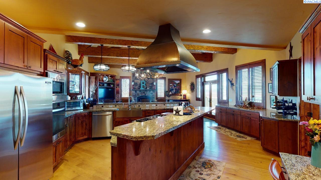 1252 Reid Road Pullman, WA 99163 - Photo 11 of 50 Gallery Image 11