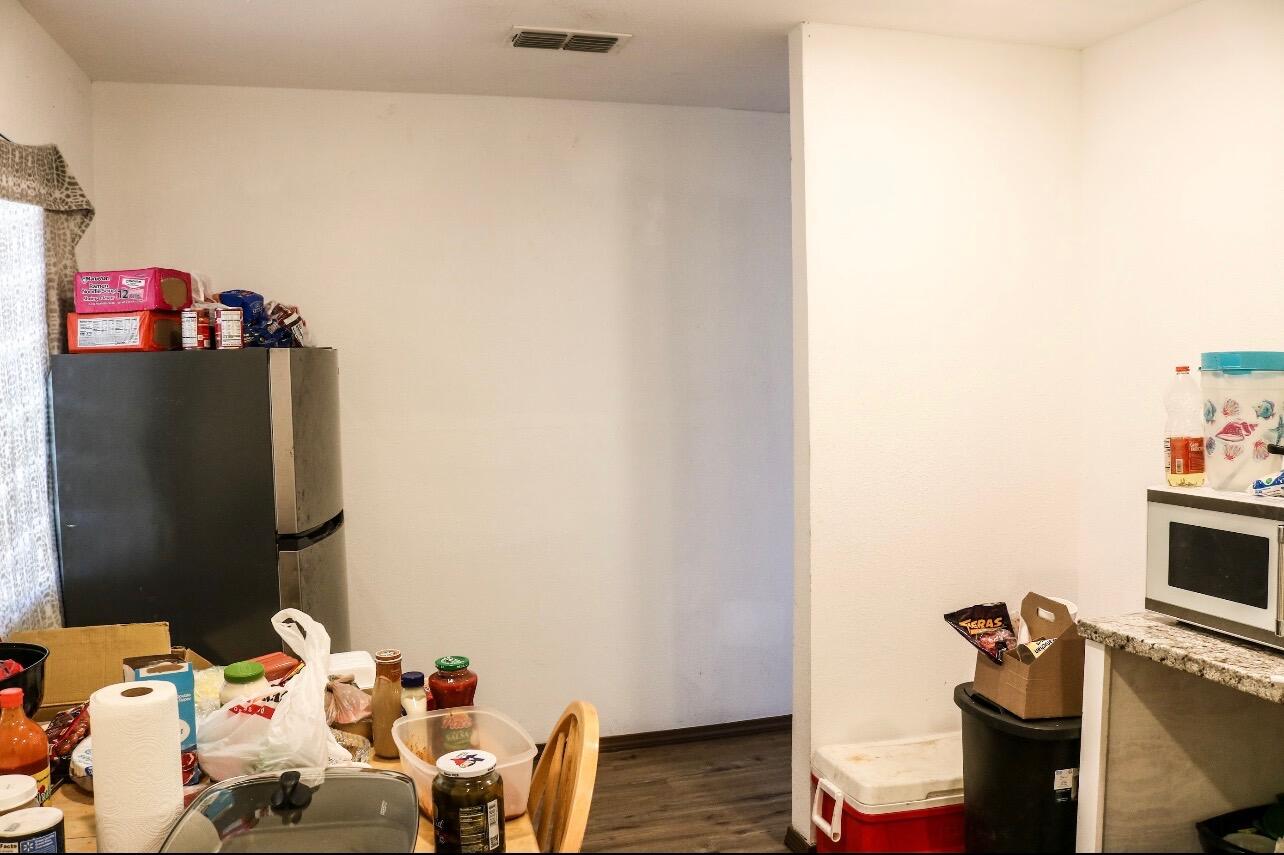 1707 East 13th Street Lubbock, TX 79403 - Photo 9 of 14 IMG_5649