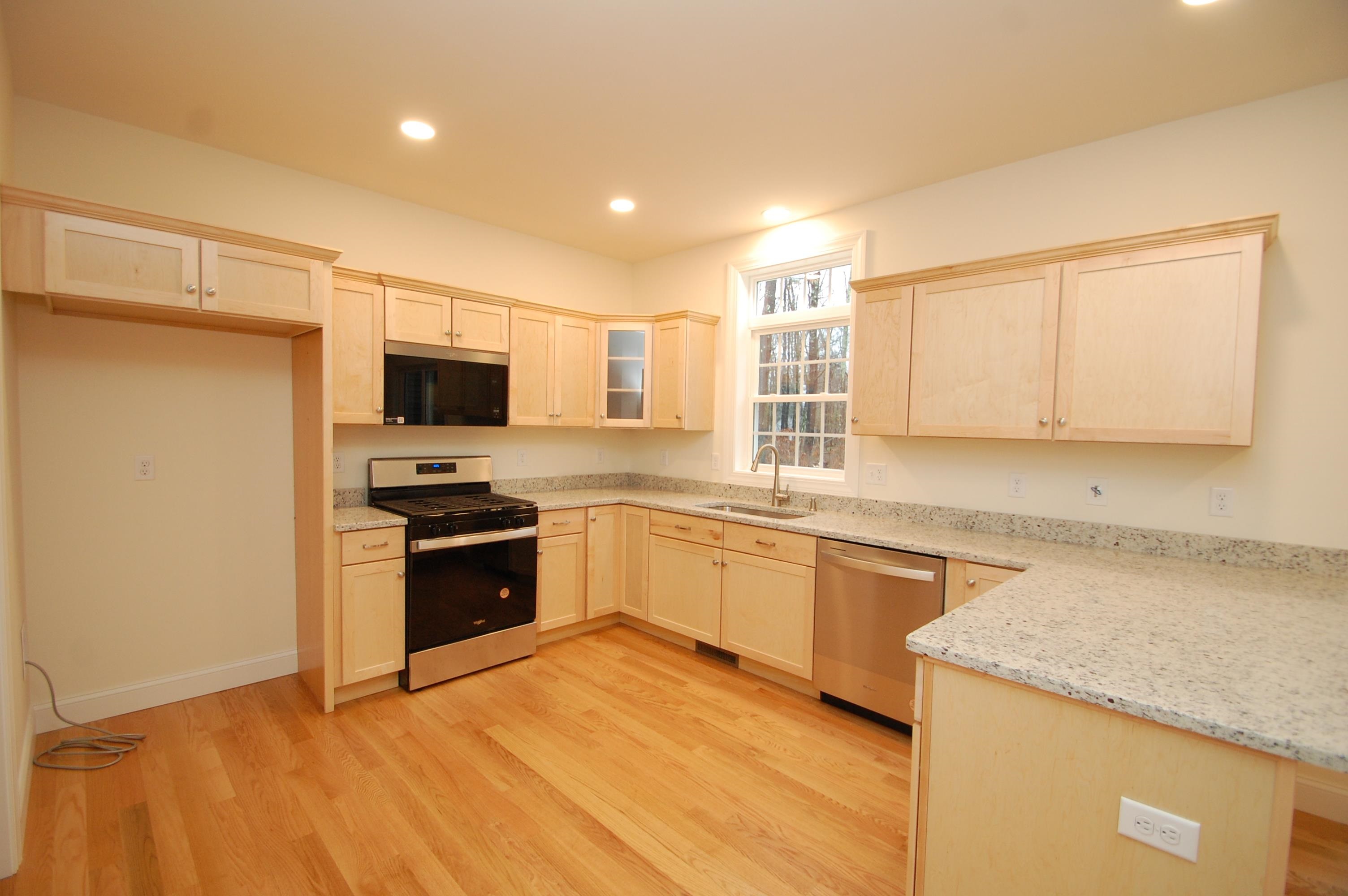 34 Bancroft Road, Unit 782 Londonderry, NH 03053 - Photo 13 of 22