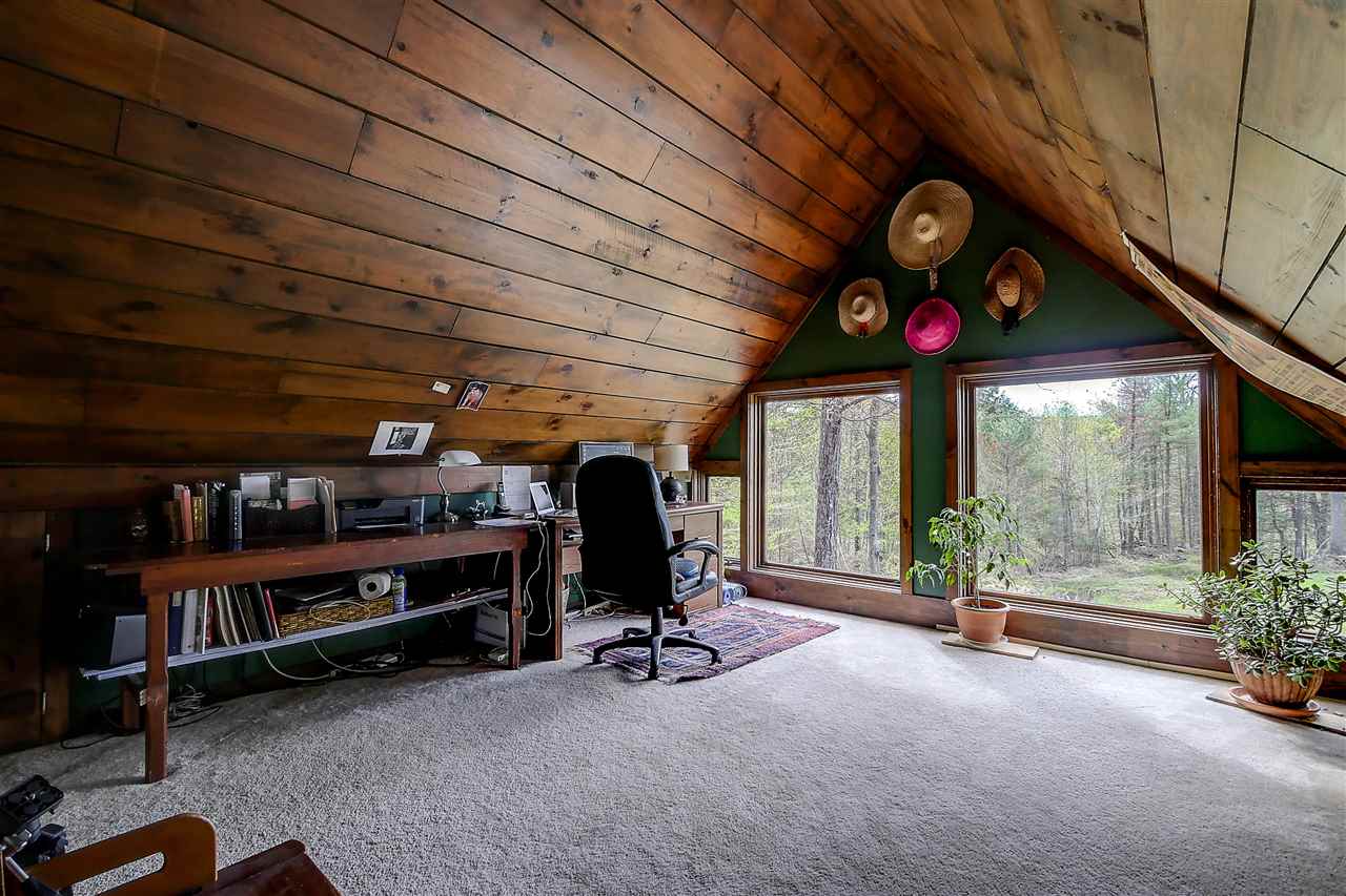 659 W Road Temple, NH 03084 - Photo 14 of 40