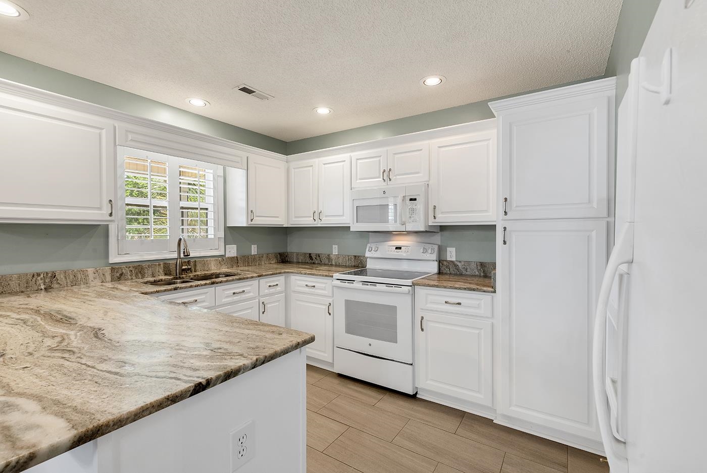 496 Bay Dr Exd Murrells Inlet, SC 29576 - Photo 38 of 60 Gallery Image 38