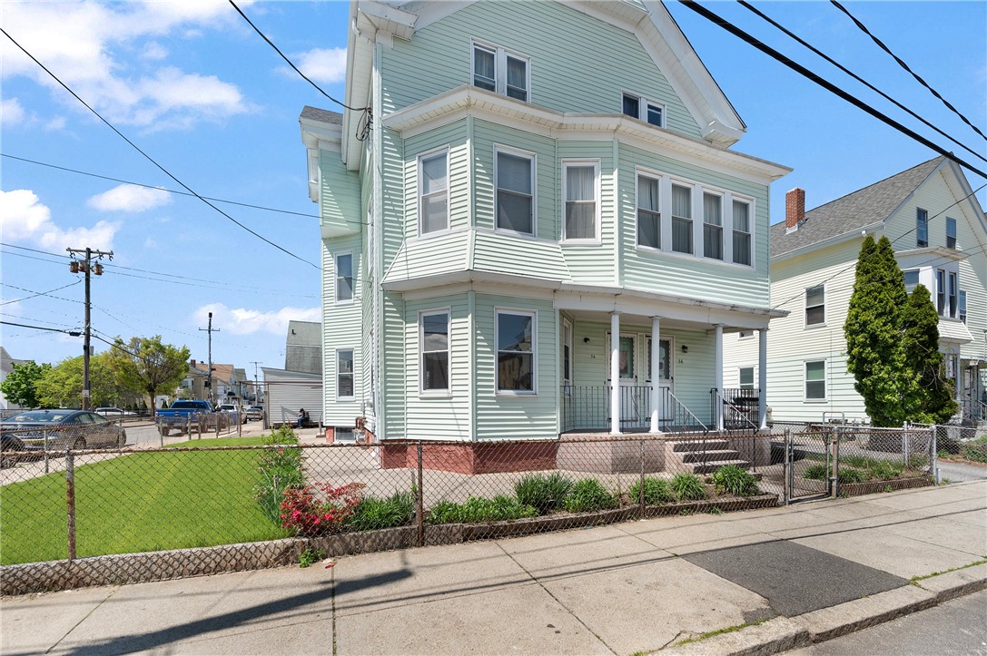 34 Hancock Street, Unit 1 Pawtucket, RI 02860 - Photo 1 of 17