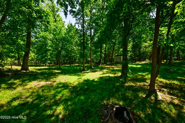 $2,400 | 237 Riverbend Road, Jacksonville, NC 28540