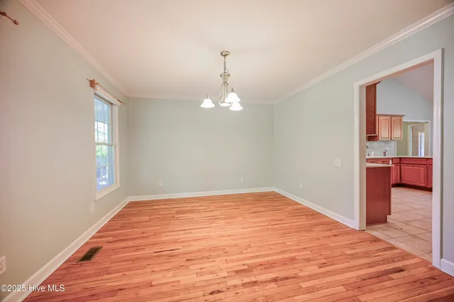 $2,400 | 237 Riverbend Road, Jacksonville, NC 28540