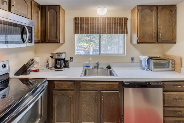 $335,000 | 869 Upper Mad River Road, Unit B1, Thornton, NH 03285