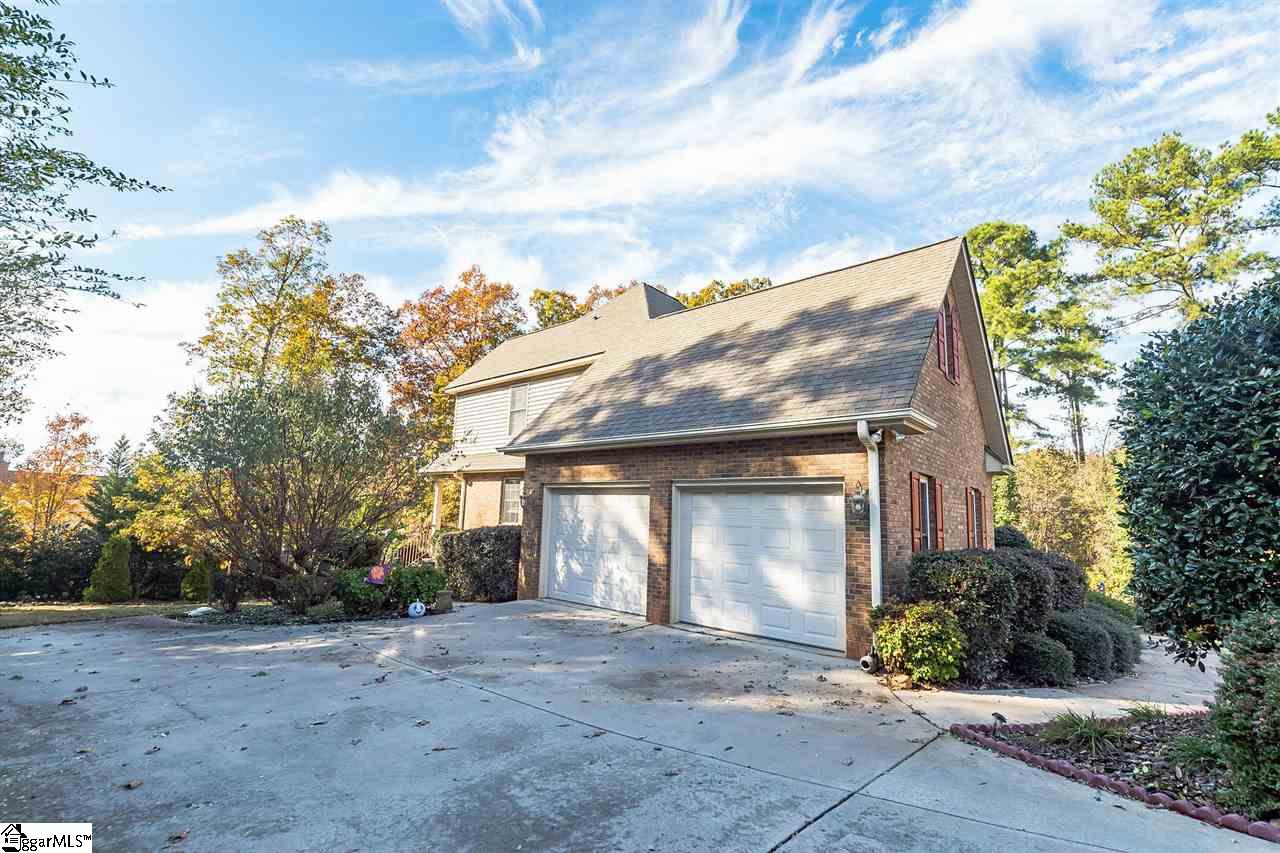 406 Holly Ridge Drive Anderson, SC 29621 - Photo 3 of 30 Gallery Image 3