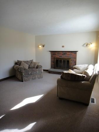 35 Valley View Lane Worcester, MA 01604 - Photo 8 of 19 Gallery Image 8