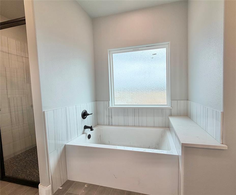 2008 Collin Street Weatherford, TX 76085 - Photo 15 of 25