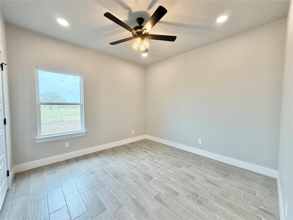 2008 Collin Street Weatherford, TX 76085 - Photo 21 of 25
