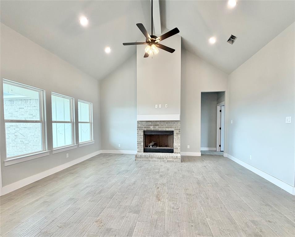 2008 Collin Street Weatherford, TX 76085 - Photo 4 of 25