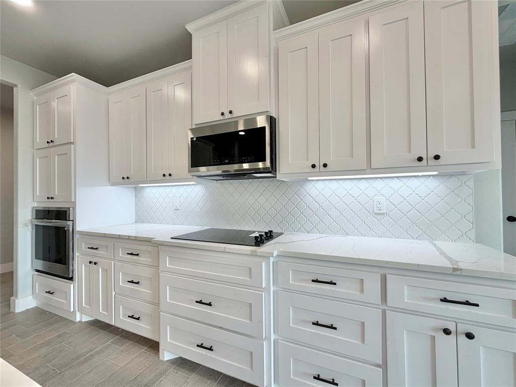 2008 Collin Street Weatherford, TX 76085 - Photo 7 of 25