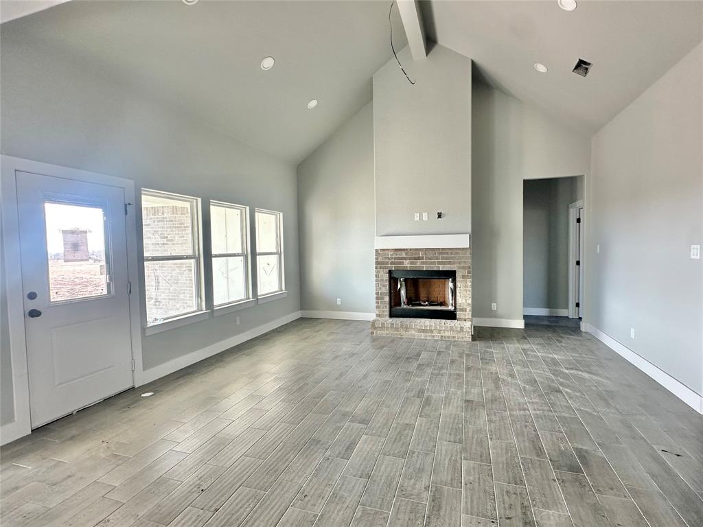 2008 Collin Street Weatherford, TX 76085 - Photo 7 of 9