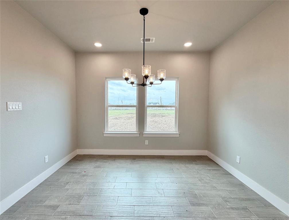 2008 Collin Street Weatherford, TX 76085 - Photo 10 of 25