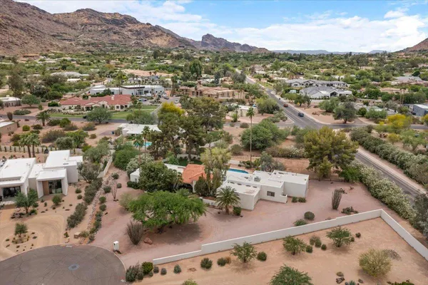 $7,500 | 5209 East Via Buena Vista, Paradise Valley, AZ 85253
