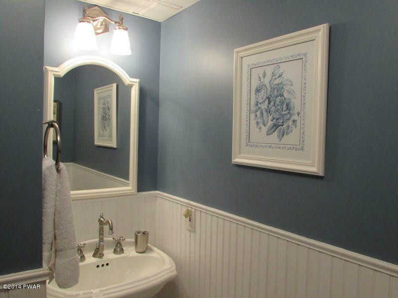 109 Rimrock Lane Hawley, PA 18428 - Photo 25 of 54 Lower Level Bathroom