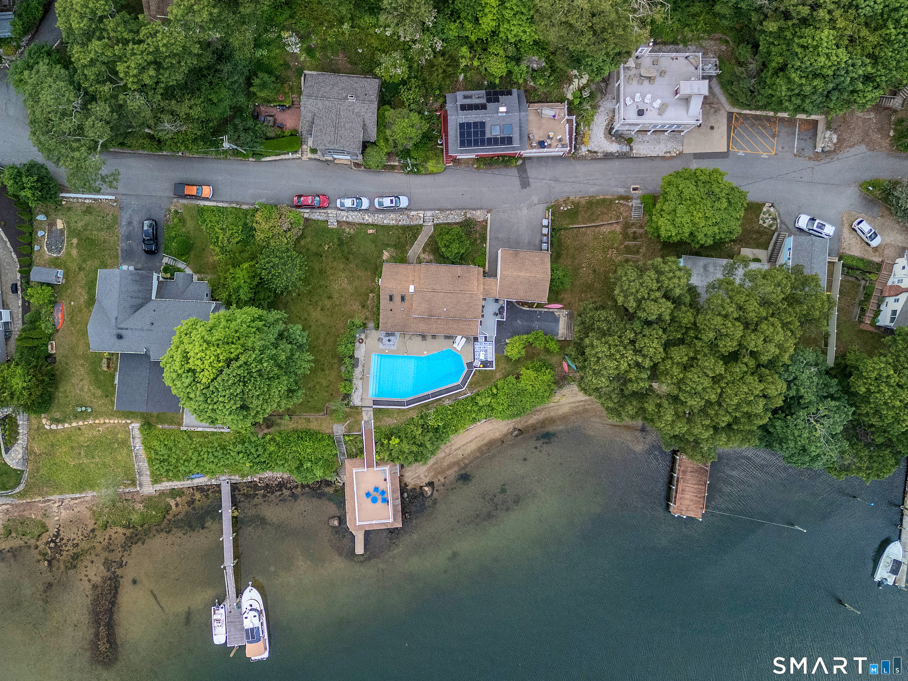 16 Ledge Road East Lyme, CT 06357 - Photo 27 of 34