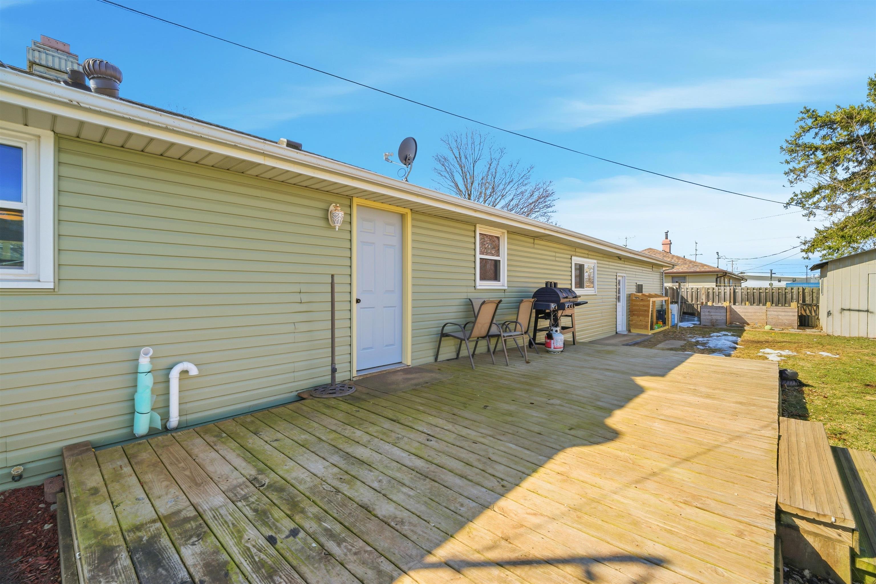 114 Wallace Street Combined Locks, WI 54113 - Photo 25 of 28