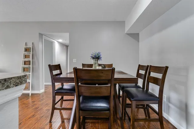 $295,000 | 724 Crest Pines Drive, Unit 511, Orlando, FL 32828