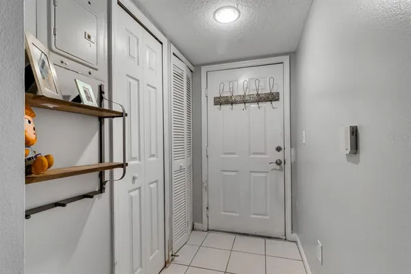 $275,000 | 724 Crest Pines Drive, Unit 511, Orlando, FL 32828