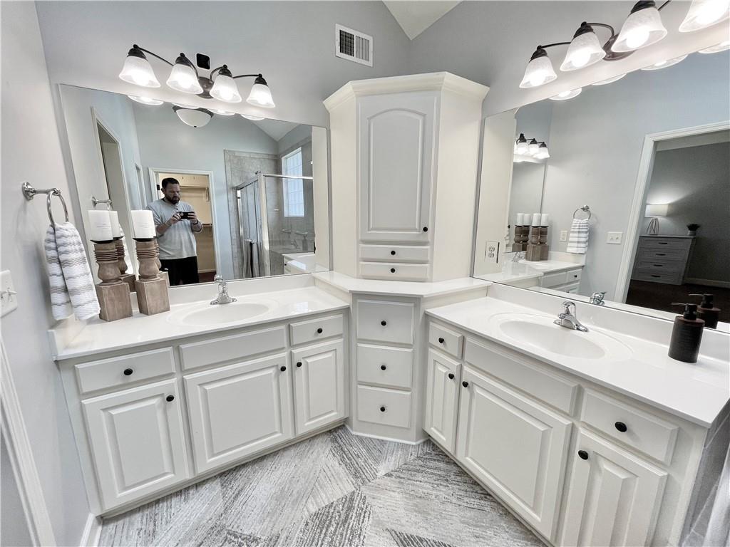 8636 North Utica Road Kansas City, MO 64153 - Photo 19 of 60