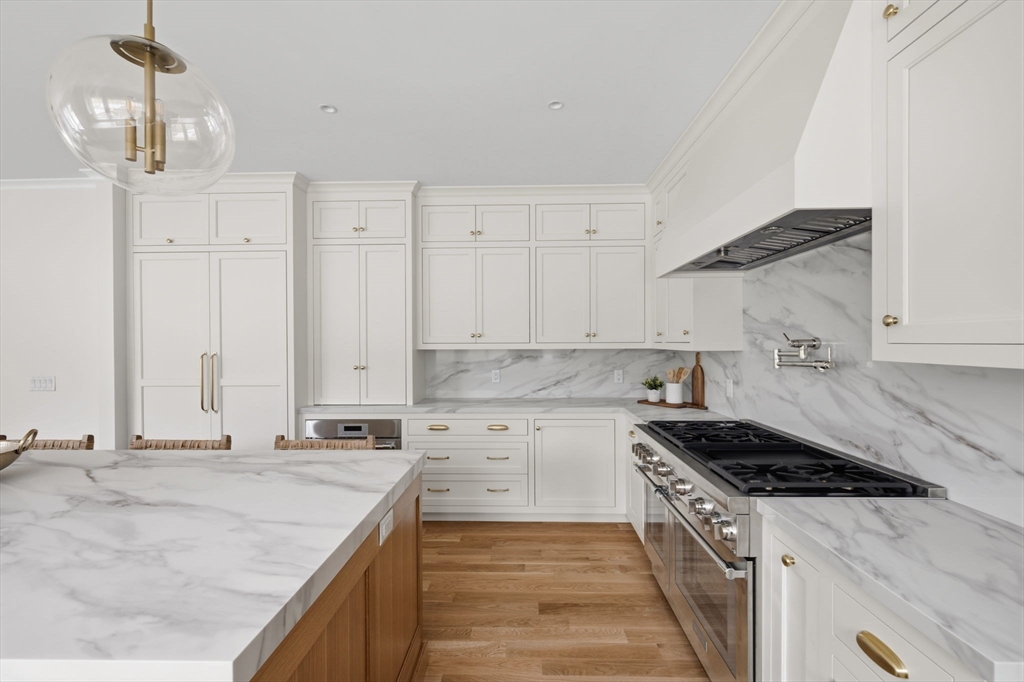 12 Howard Road Hingham, MA 02043 - Photo 4 of 31