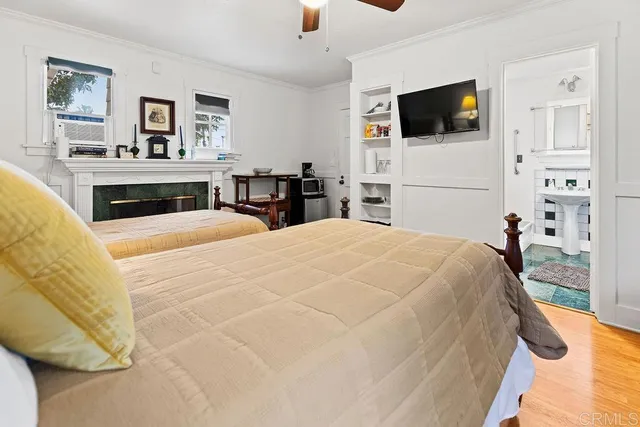 $4,500 | 4531 Date Avenue, La Mesa, CA 91941